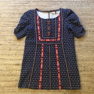anthropology tunic. medium size